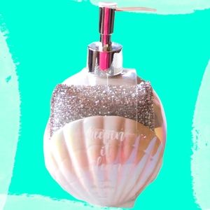 Keepin It Clean Kitchen Dispenser